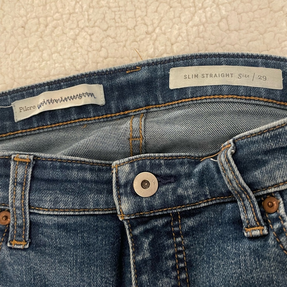 Anthropologie Pilcro Slim Straight Jeans. 29R